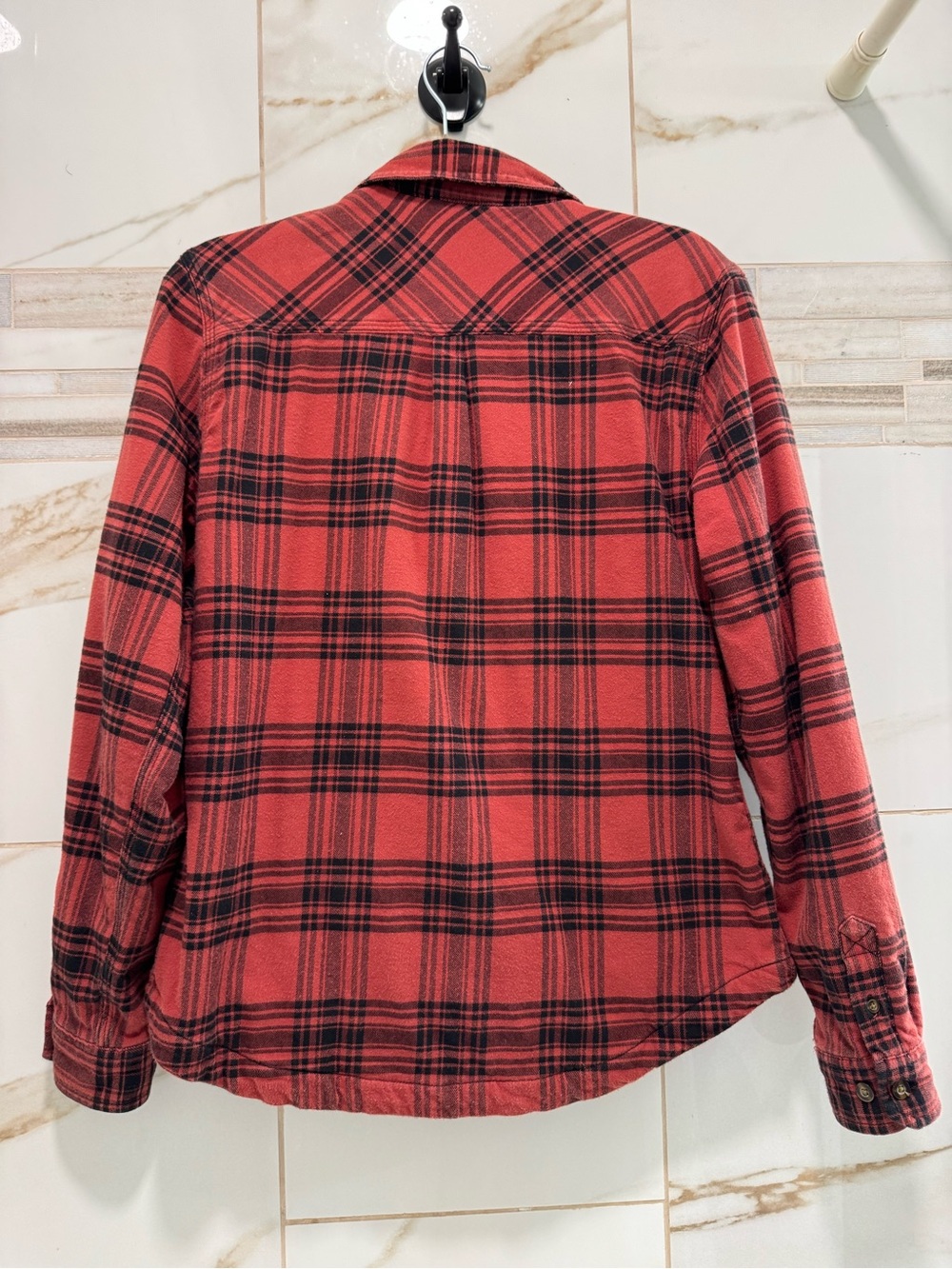 Carhartt Red and Black Plaid Button-Down Shirt Jacket size small (4-6) - Picture 2 of 12